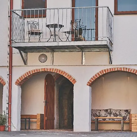 Newstalgie Apartment *